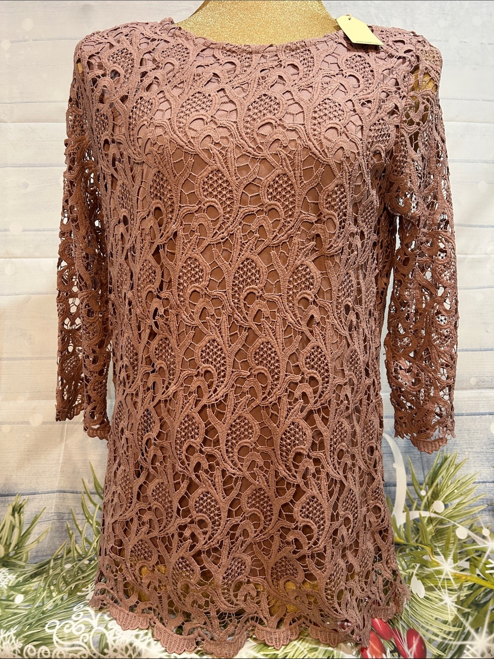 Jodifl Crochet Lace Long-Sleeve Dress in Dusty Rose style :j3658